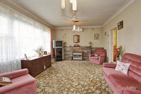 Property photo of 2 Macorna Street Frankston VIC 3199