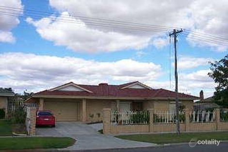 203 George St, Queens Park, WA 6107