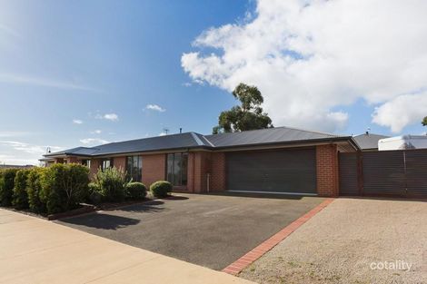 Property photo of 74 Parkedge Circuit Rosebud VIC 3939