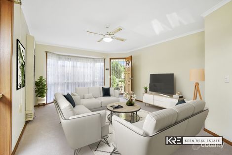 Property photo of 10 Natalie Court Cranbourne West VIC 3977