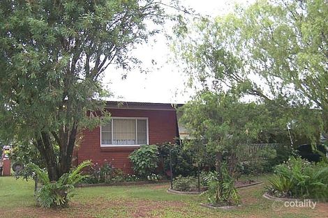 125-127 Hoare St, Manunda, QLD 4870