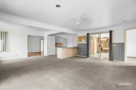 Property photo of 141 Railway Parade Seaford VIC 3198