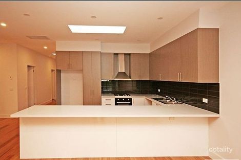 Property photo of 23 Fergus Lane Cranbourne West VIC 3977