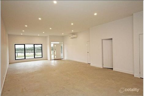 Property photo of 23 Fergus Lane Cranbourne West VIC 3977