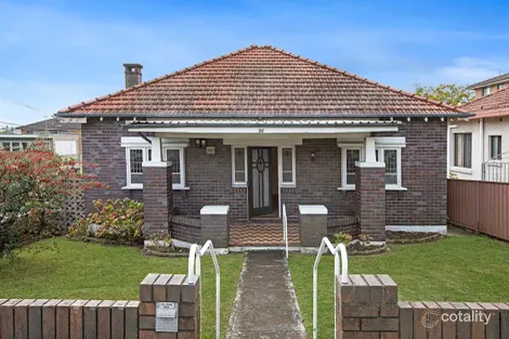 90 Hampden Rd, Russell Lea, NSW 2046