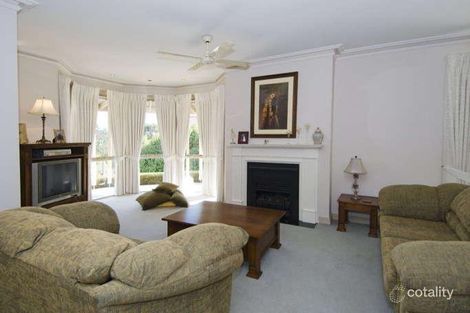 Property photo of 5 Victoria Close Eltham VIC 3095