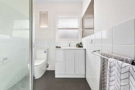 Property photo of 2/5 Harrow Close Belmont VIC 3216