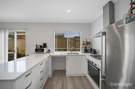 Property photo of 39 Glenbank Crescent Kallaroo WA 6025