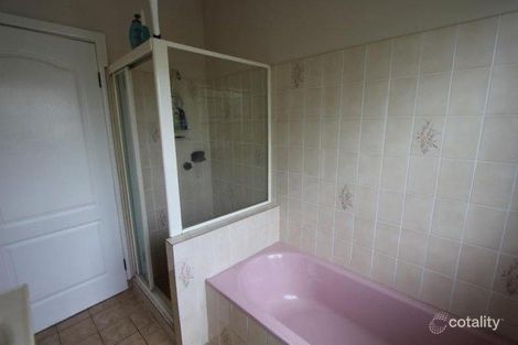 Property photo of 32 Atchison Road Macquarie Fields NSW 2564