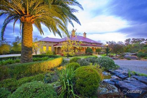 68 KURRAK RD, YARRAMBAT, VIC 3091