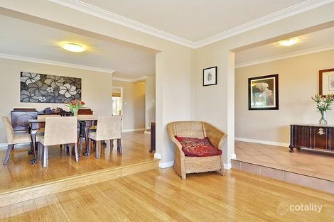 Property photo of 13 Green Croft Gardens Leeming WA 6149