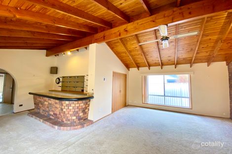 Property photo of 11 Compass Court Mermaid Waters QLD 4218