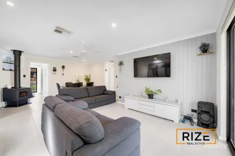 Property photo of 59 Turquoise Loop Banksia Grove WA 6031