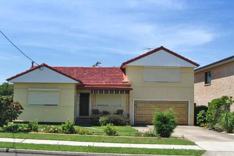 7 Holroyd Rd, Merrylands, NSW 2160