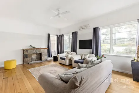 Property photo of 160 The Boulevard Ivanhoe East VIC 3079