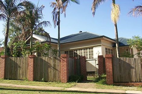 60 Carmody Rd, St Lucia, QLD 4067