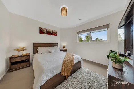 Property photo of 1/33 Springleaf Road Tarneit VIC 3029