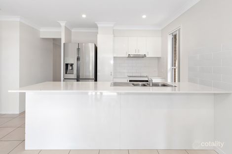 Property photo of 34 Wicker Road Park Ridge QLD 4125