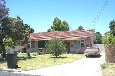 3 Jay St, Cloverdale, WA 6105