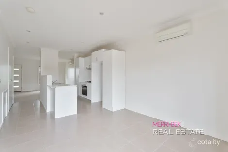 Property photo of 30 Etheridge Lane Craigieburn VIC 3064