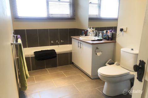 Property photo of 21 Nightingale Street Newington VIC 3350