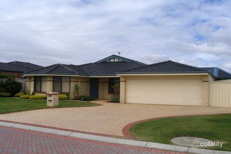 32 Woodbine Loop, Tapping, WA 6065