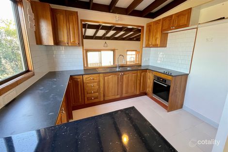 Property photo of 14 Willowvale Road Cowra NSW 2794