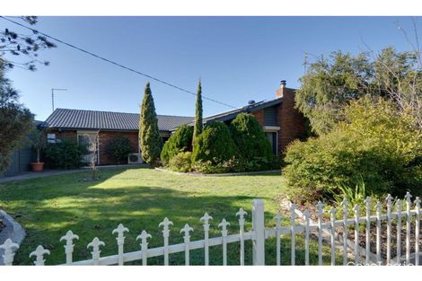 Property photo of 2 Ash Court Traralgon VIC 3844