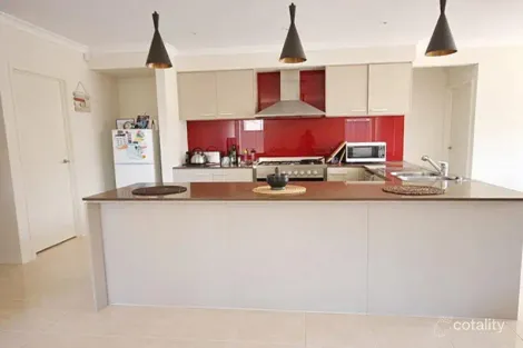 Property photo of 4 Vibrandia Way Truganina VIC 3029