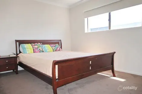 Property photo of 4 Vibrandia Way Truganina VIC 3029