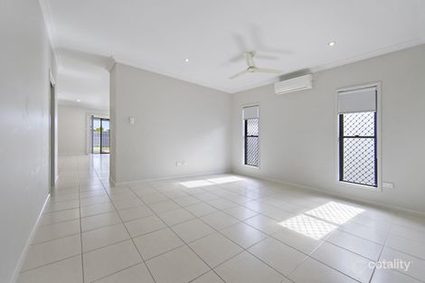 Property photo of 8 Sunhaven Boulevard Burdell QLD 4818