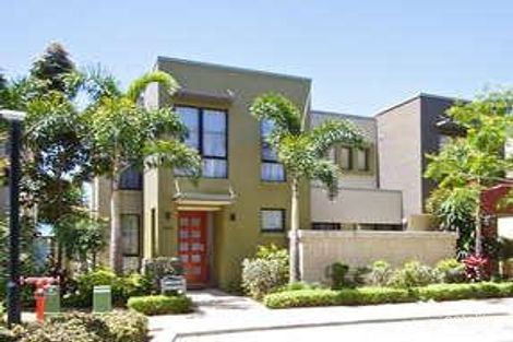 Property photo of 3205 Central Place Carrara QLD 4211