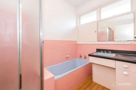 Property photo of 25 Seaview Avenue Bentleigh VIC 3204