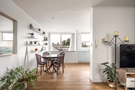 14/1150 Dandenong Rd, Carnegie, VIC 3163
