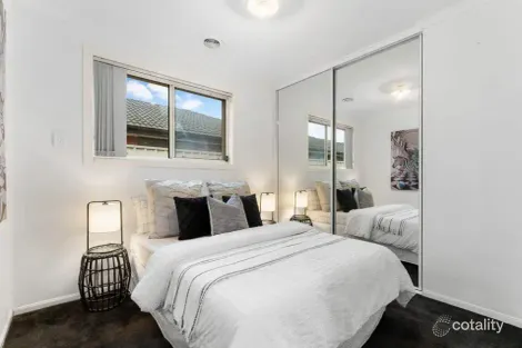 Property photo of 24 Kentia Drive Para Hills West SA 5096