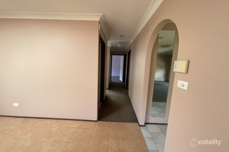 Property photo of 29/27 Waratah Crescent Macquarie Fields NSW 2564