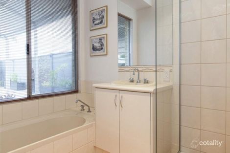 Property photo of 15 Alexandria Follow Success WA 6164