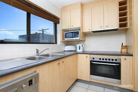 Property photo of 2/42 Edward Street Alexandra Headland QLD 4572