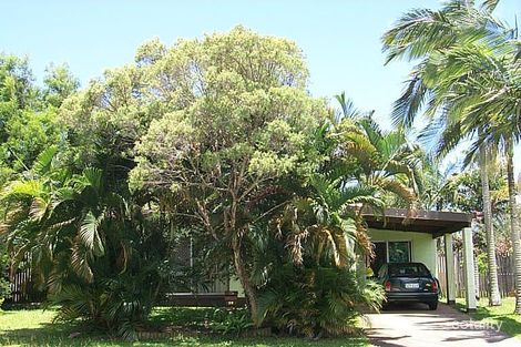 Property photo of 28 Mintaro Crescent Woree QLD 4868