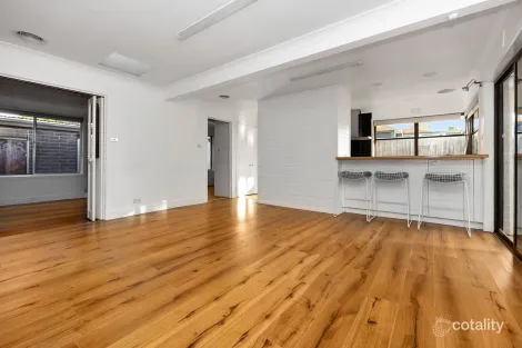 Property photo of 5 Lima Court Frankston VIC 3199