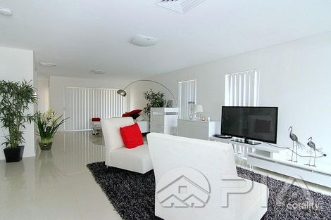 Property photo of 32/23 Watkins Road Baulkham Hills NSW 2153