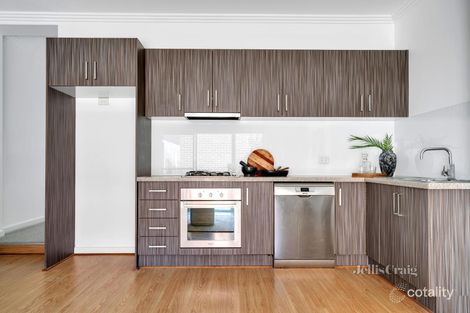 Property photo of 2/92 Pearson Street Brunswick West VIC 3055