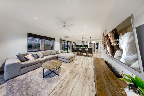 Property photo of 37 Arbourlea Boulevard Cranbourne North VIC 3977