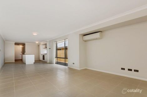 Property photo of 32 Cedar Way Maddington WA 6109