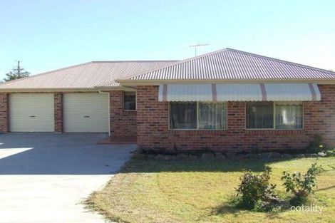 Property photo of 3 Libani Close Inverell NSW 2360