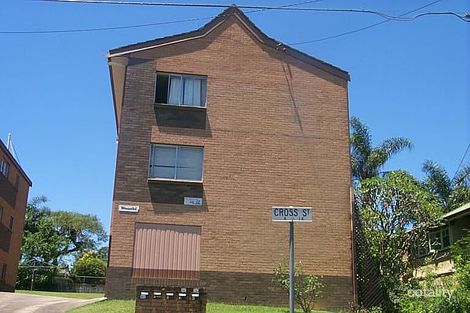 12 Cross St, Fairfield, QLD 4103