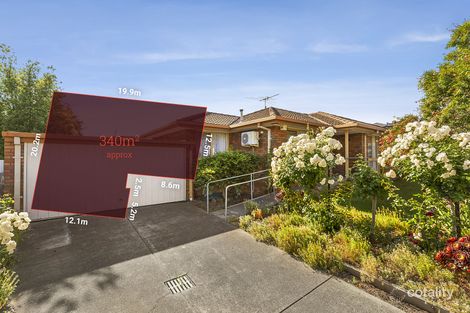 2/121 Deakin St, Essendon, VIC 3040