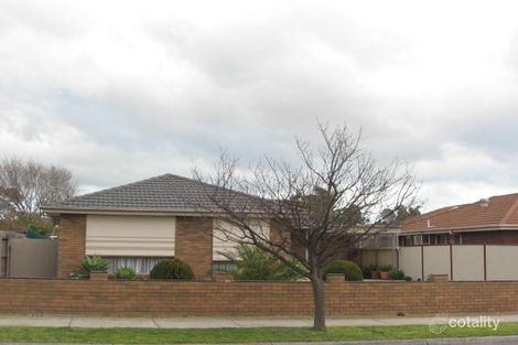 Property photo of 6 College Crescent Keysborough VIC 3173