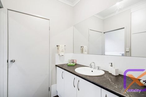 Property photo of 11 Tripodi Circuit Parafield Gardens SA 5107