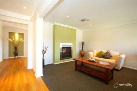 Property photo of 11 Whitebox Circuit Thurgoona NSW 2640